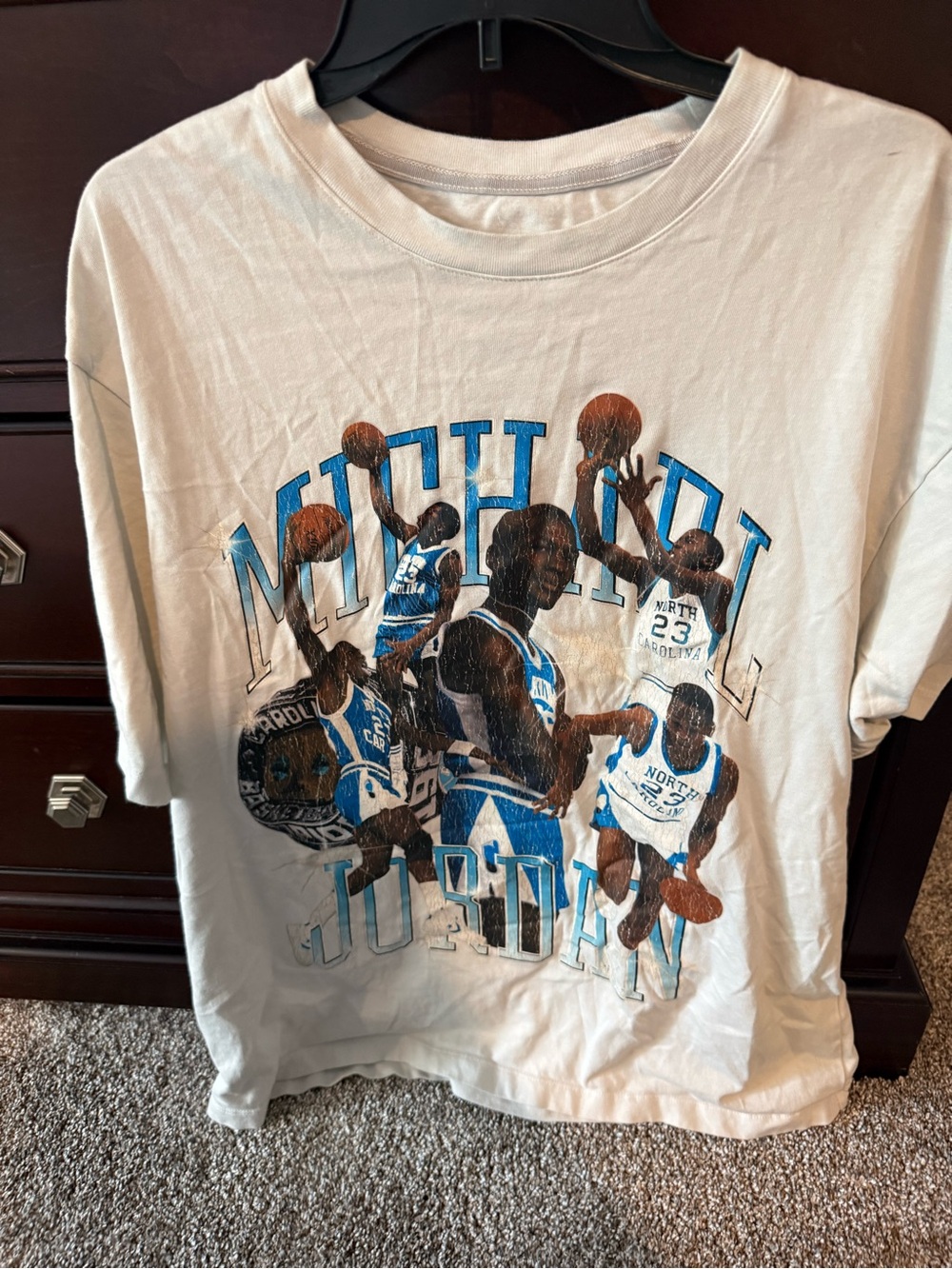 Jordan North Carolina Basketball Graphic Tee - White/Blue/Brown